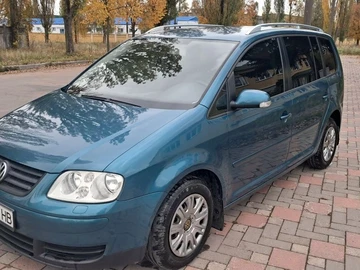 Авто Volkswagen Touran 2004 № 8072983