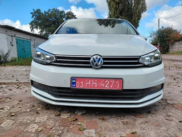 Авто Volkswagen Touran 2017 № 8073199