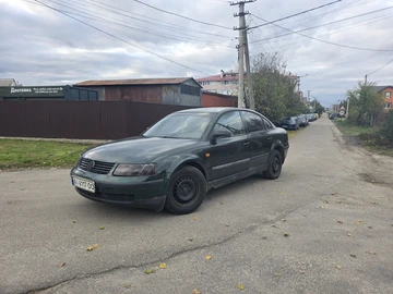 Авто Volkswagen Passat Sedan 2000 № 8073217