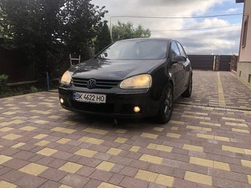 Авто Volkswagen Golf 2004 № 8073237