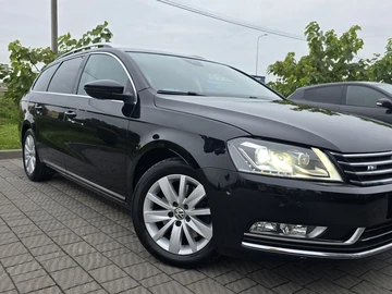 Авто Volkswagen Passat Variant 2011 № 8073257