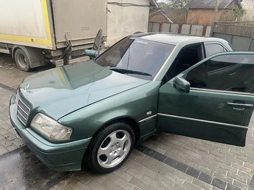 Авто Mercedes C Серия 1995 № 8073309