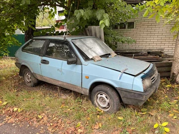 Авто ВАЗ 2109 1996 № 8073414