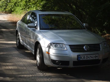 Авто Volkswagen Passat Sedan 2001 № 8073632