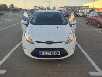 Авто Ford Fiesta 2012 № 8073786