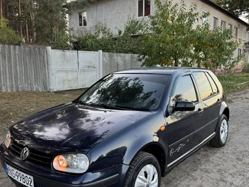 Авто Volkswagen Golf 2000 № 8073807