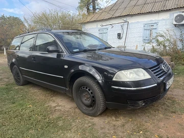 Авто Volkswagen Passat Variant 2001 № 8073992