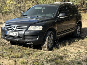 Авто Volkswagen Touareg 2004 № 8074060