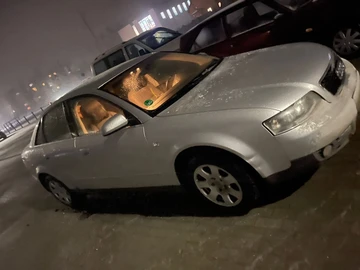 Авто Audi A4 2001 № 8074193