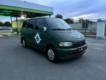 Авто Nissan Serena 1993 № 8074334