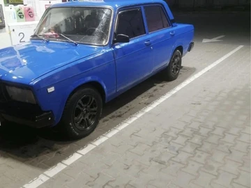 Авто ВАЗ 2107 1987 № 8074403