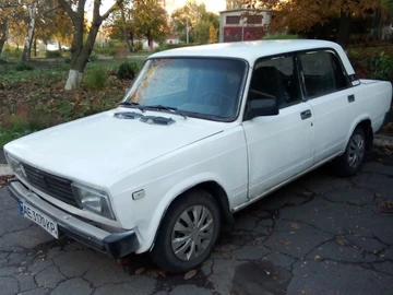 Авто Ford Canyon 1988 № 8074630
