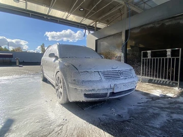 Авто Volkswagen Passat Variant 2000 № 8074775