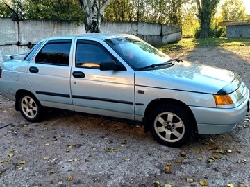 Авто ВАЗ 2110 2004 № 8074882