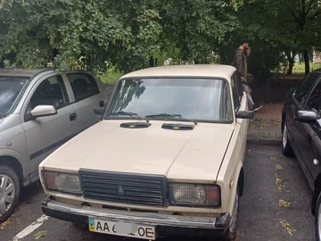Авто ВАЗ 2107 1995 № 8075051
