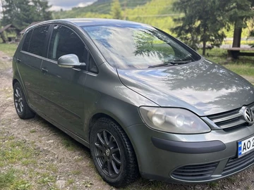 Авто Volkswagen Golf Plus 2005 № 8075085