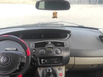 Авто Renault Scenic 2004 № 8075320
