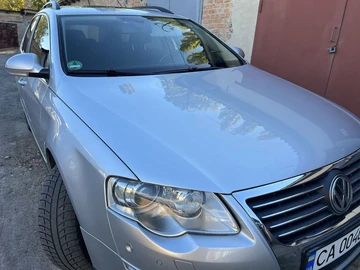 Авто Volkswagen Passat Variant 2009 № 8075361