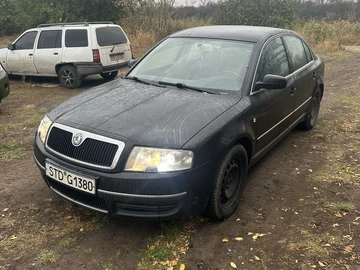 Авто Skoda Superb 2003 № 8075418