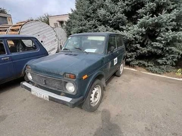 Авто ВАЗ 21213 2002 № 8075421
