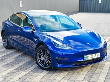 Авто Tesla Model 3 2019 № 8075429