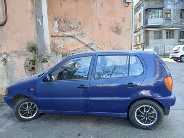 Авто Volkswagen Polo 1997 № 8075437