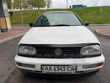 Авто Volkswagen Golf 1997 № 8075521