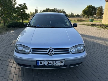 Авто Volkswagen Golf 2000 № 8075577