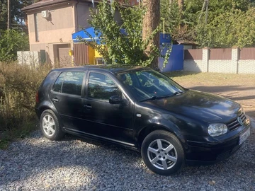 Авто Volkswagen Golf 2000 № 8075834