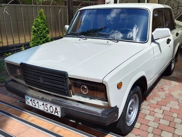 Авто ВАЗ 2107 1994 № 8076005