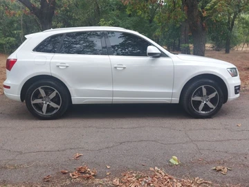 Авто Audi Q5 2011 № 8076040