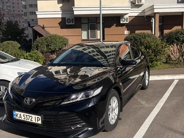 Авто Toyota Camry 2018 № 8076046