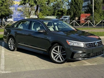 Авто Volkswagen Passat Sedan 2017 № 8076149