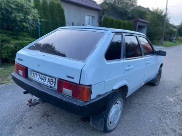 Авто ВАЗ 2109 1999 № 8076338