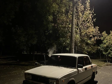 Авто ВАЗ 2105 1988 № 8076409