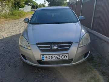 Авто KIA Cee X27 D 2007 № 8076636