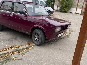 Авто ВАЗ 2105 1988 № 8076687