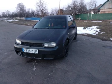 Авто Volkswagen Golf 1999 № 8076689