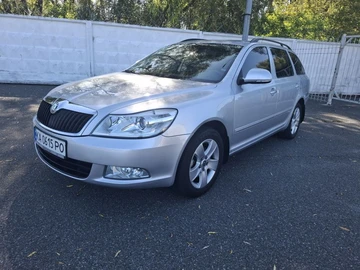 Авто Skoda Octavia 2009 № 8076700