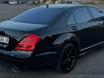 Авто Mercedes 500 2007 № 8076801