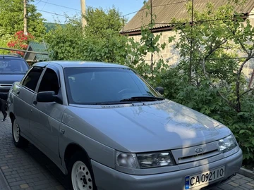 Авто ВАЗ 2110 2002 № 8076892