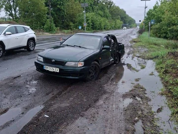 Авто Nissan Maxima 1996 № 8077099