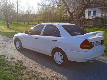 Авто Mitsubishi Lancer 1996 № 8077108