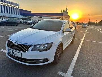 Авто Skoda Superb 2013 № 8077109