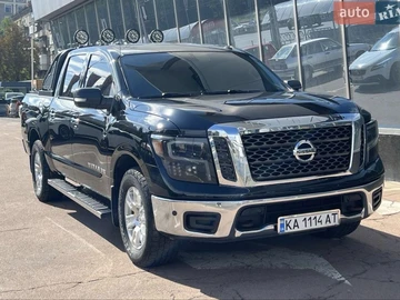 Авто Nissan Titan 2018 № 8077141