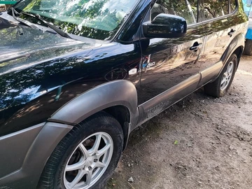 Авто Hyundai Tucson 2006 № 8077258