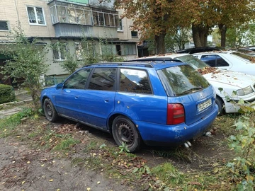 Авто Audi A4 1996 № 8077495