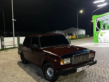 Авто ВАЗ 2107 2004 № 8077515