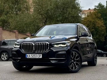Авто BMW X5 2021 № 8077660