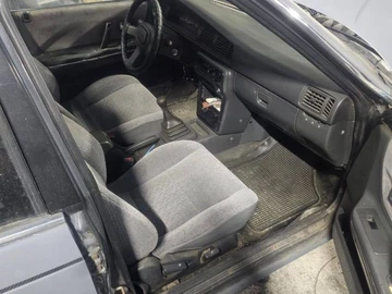 Авто Mazda 626 1988 № 8077899